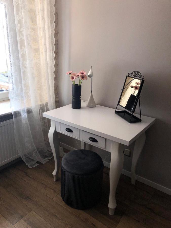 Kamieniczka 12 Apartamenty تشينستوخوفا المظهر الخارجي الصورة